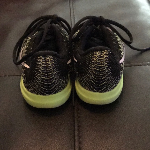 Toddler Nike’s - Picture 4 of 5